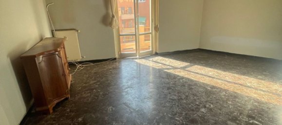 4 bedrooms Apartment in Genoa, Italy No. 312680 16