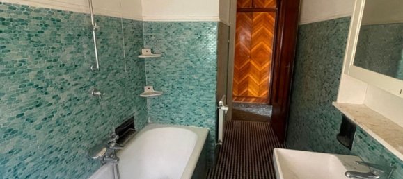 4 bedrooms Apartment in Genoa, Italy No. 312680 15
