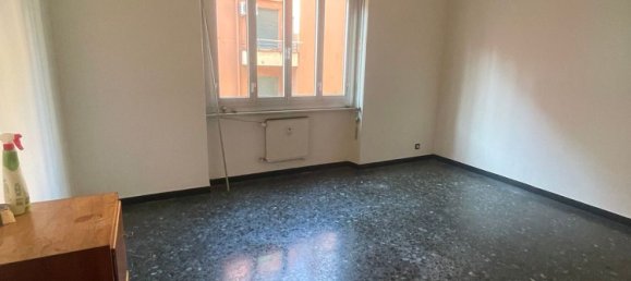 4 bedrooms Apartment in Genoa, Italy No. 312680 4