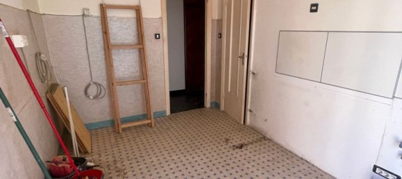 4 bedrooms Apartment in Genoa, Italy No. 312680 10