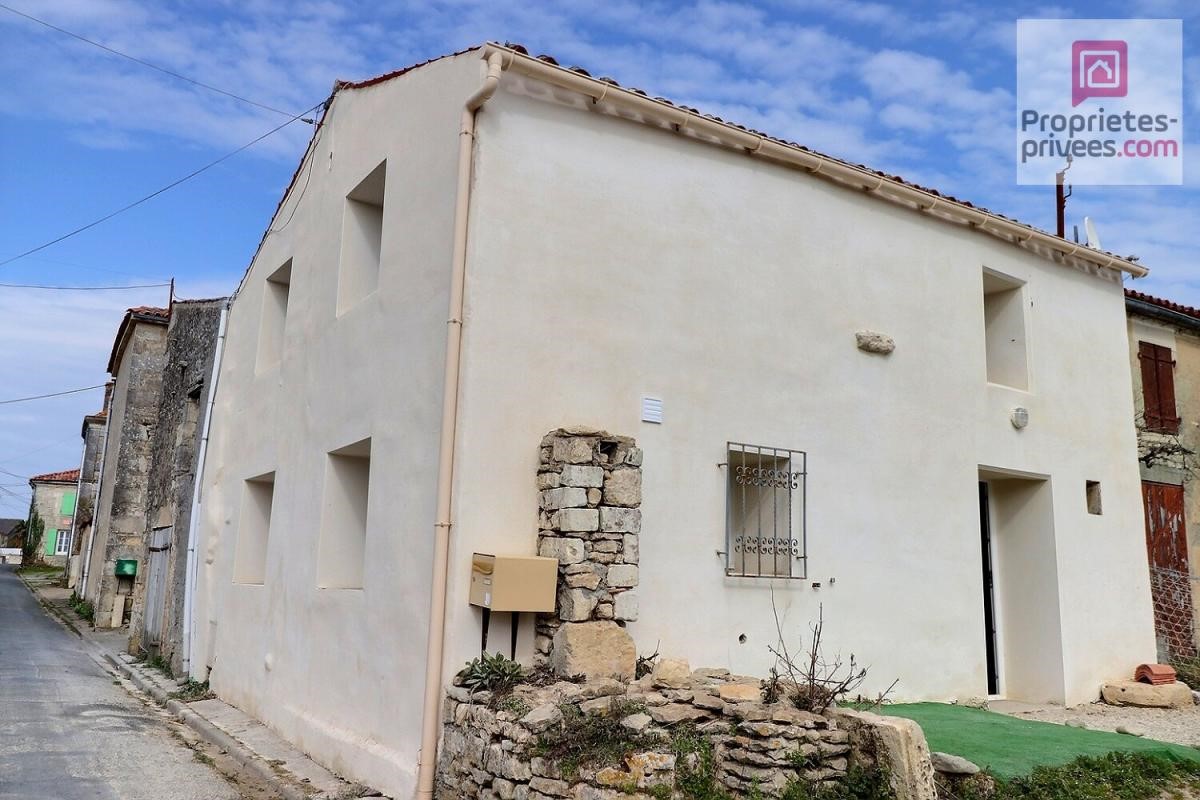 3 bedrooms Villa in Ballon, France No. 105460