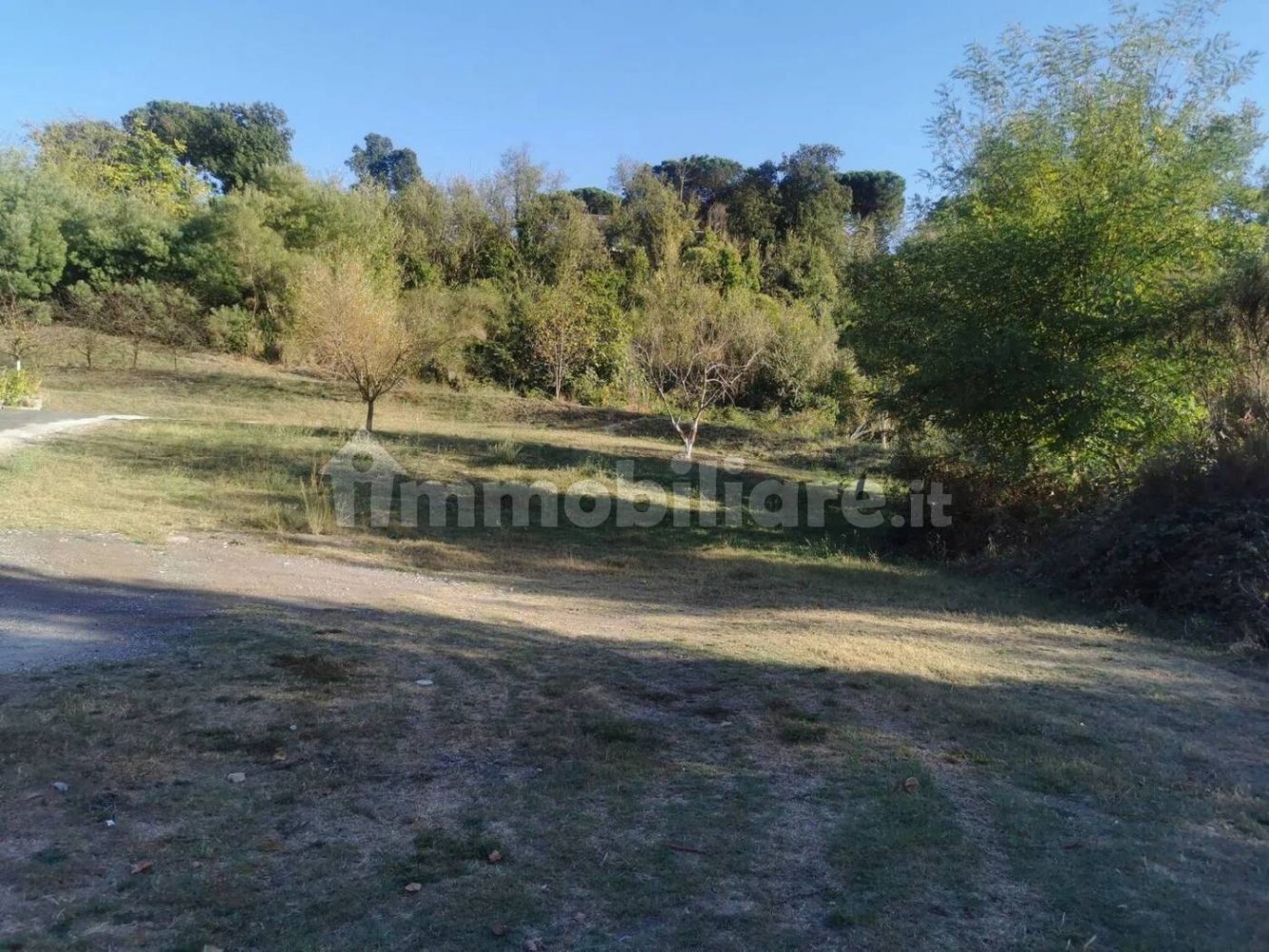 Terreno en Campagnano di Roma, Italy 8960 m² No. 321450