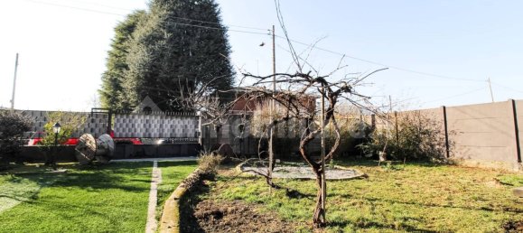 4 غرف نوم فيلا في Magnago, Italy رقم 65458 2