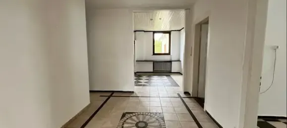 Villa de 15 divisões em Baden-Wurttemberg, Germany N.º 70299 6