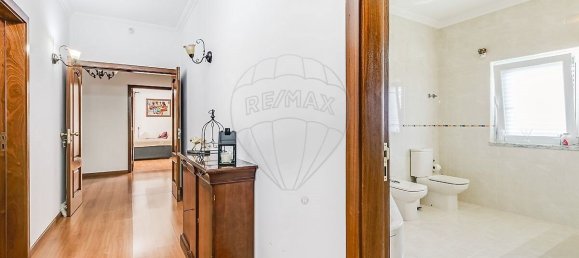 4 bedrooms Villa in Loures, Portugal No. 46265 29