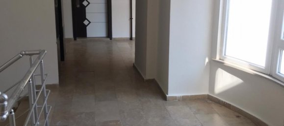 Penthouse 3+2 in Trabzon, Turkey No. 20782 4