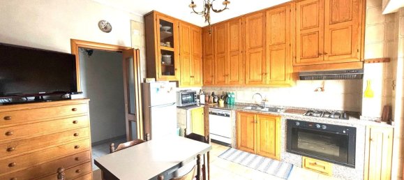 5 rooms Apartment in Catanzaro, Italy No. 225744 11
