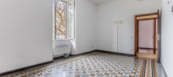 3 rooms Apartment in Rome, Italy No. 200896 2