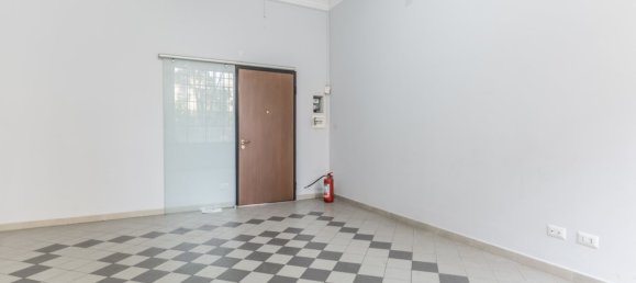 3 rooms Apartment in Rome, Italy No. 200896 14