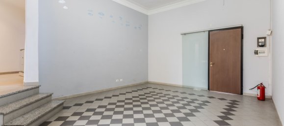 3 rooms Apartment in Rome, Italy No. 200896 13