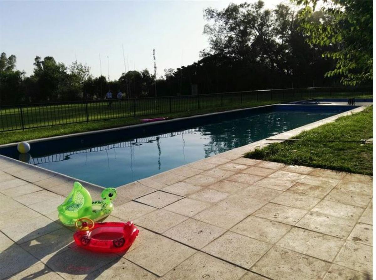 Apartamento T2 em Pilar, Argentina N.º 8930