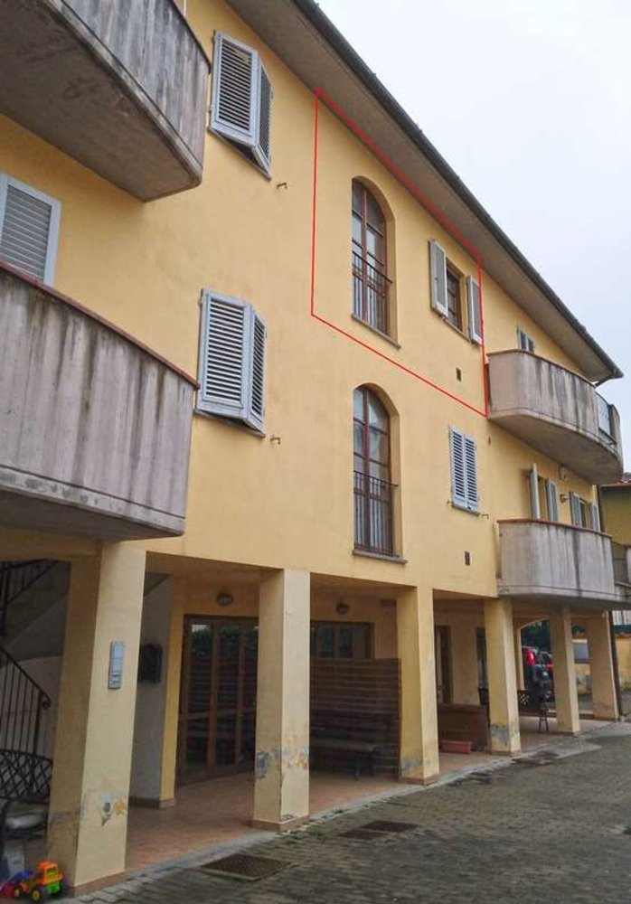 Apartamento de 3 habitaciónes en Lucignano, Italy No. 257010