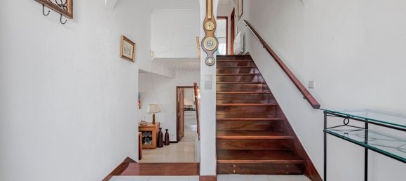 4 bedrooms House in Cascais, Portugal No. 47980 10