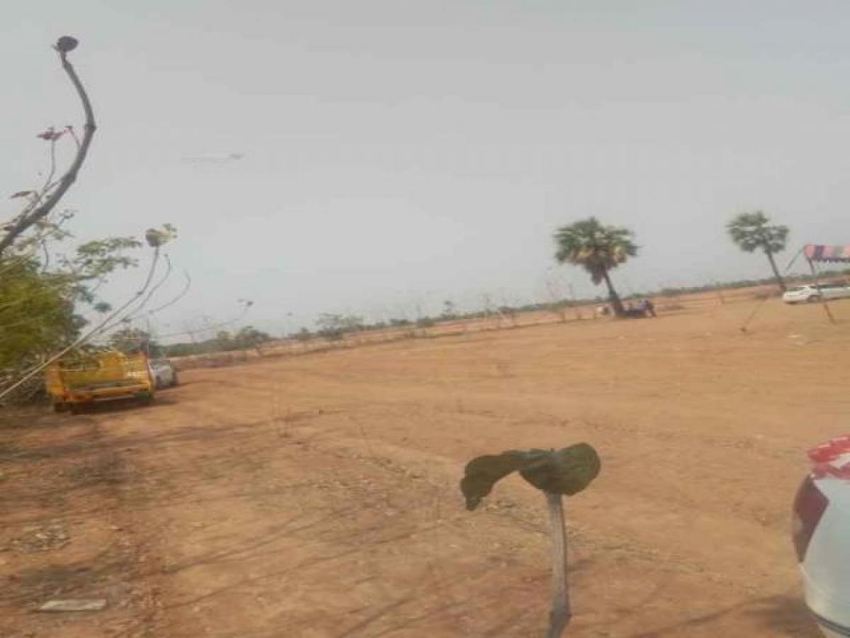 Grundstück in Hyderabad, India, Nr. 33240