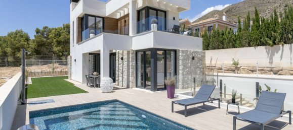 3 bedrooms Villa in Finestrat, Spain No. 2430 4