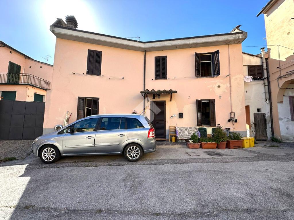 2 غرف نوم منزل في Pistoia, Italy رقم 356705