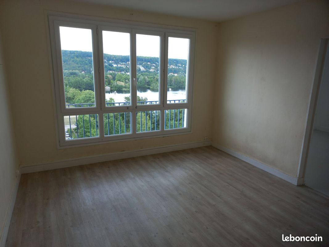 2 chambres Appartement à Mantes-la-Jolie, France No. 285367