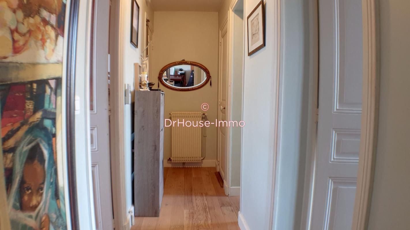 2 bedrooms Apartment in Champigny-sur-Marne, France No. 173769