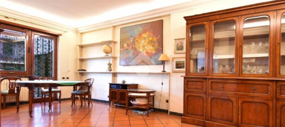 3 bedrooms Villa in Rome, Italy No. 52662 9