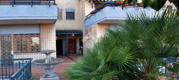 3 bedrooms Villa in Rome, Italy No. 52662 14