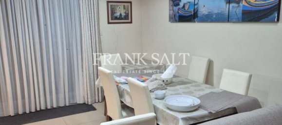 3 bedrooms Apartment in Zebbug, Malta No. 10981 4