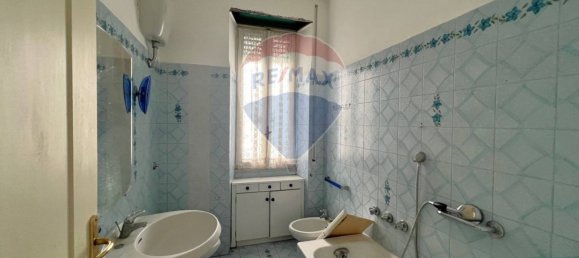 3 rooms Apartment in Rome, Italy No. 300096 17