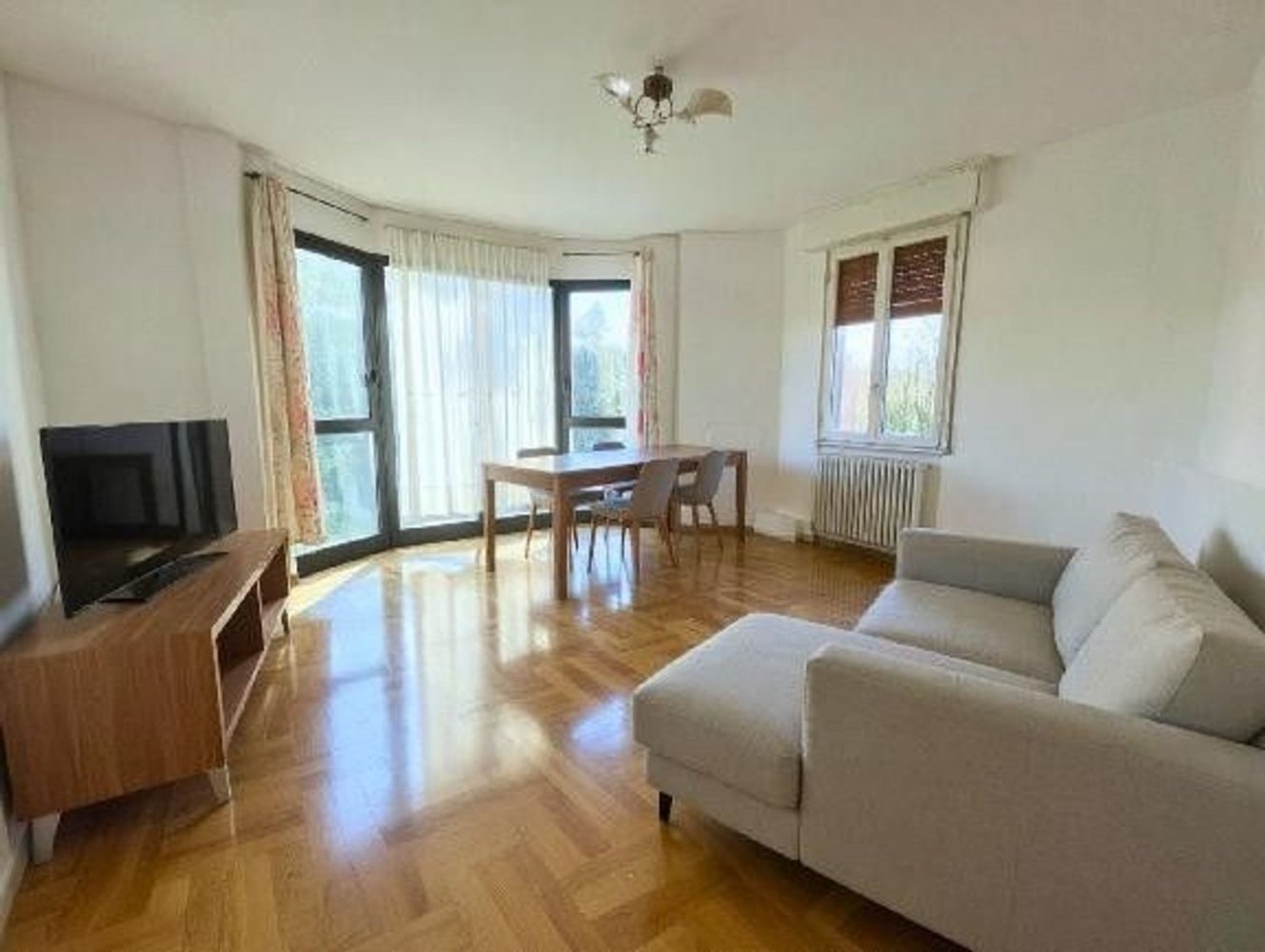 3 rooms Apartment in Reggio Emilia, Italy No. 258677