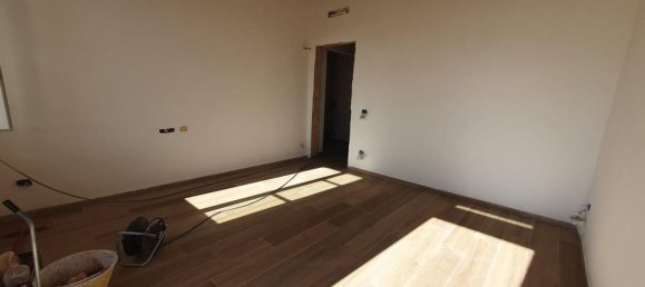 4 rooms Apartment in Capannori, Italy No. 42732 6