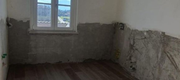 4 rooms Apartment in Capannori, Italy No. 42732 17