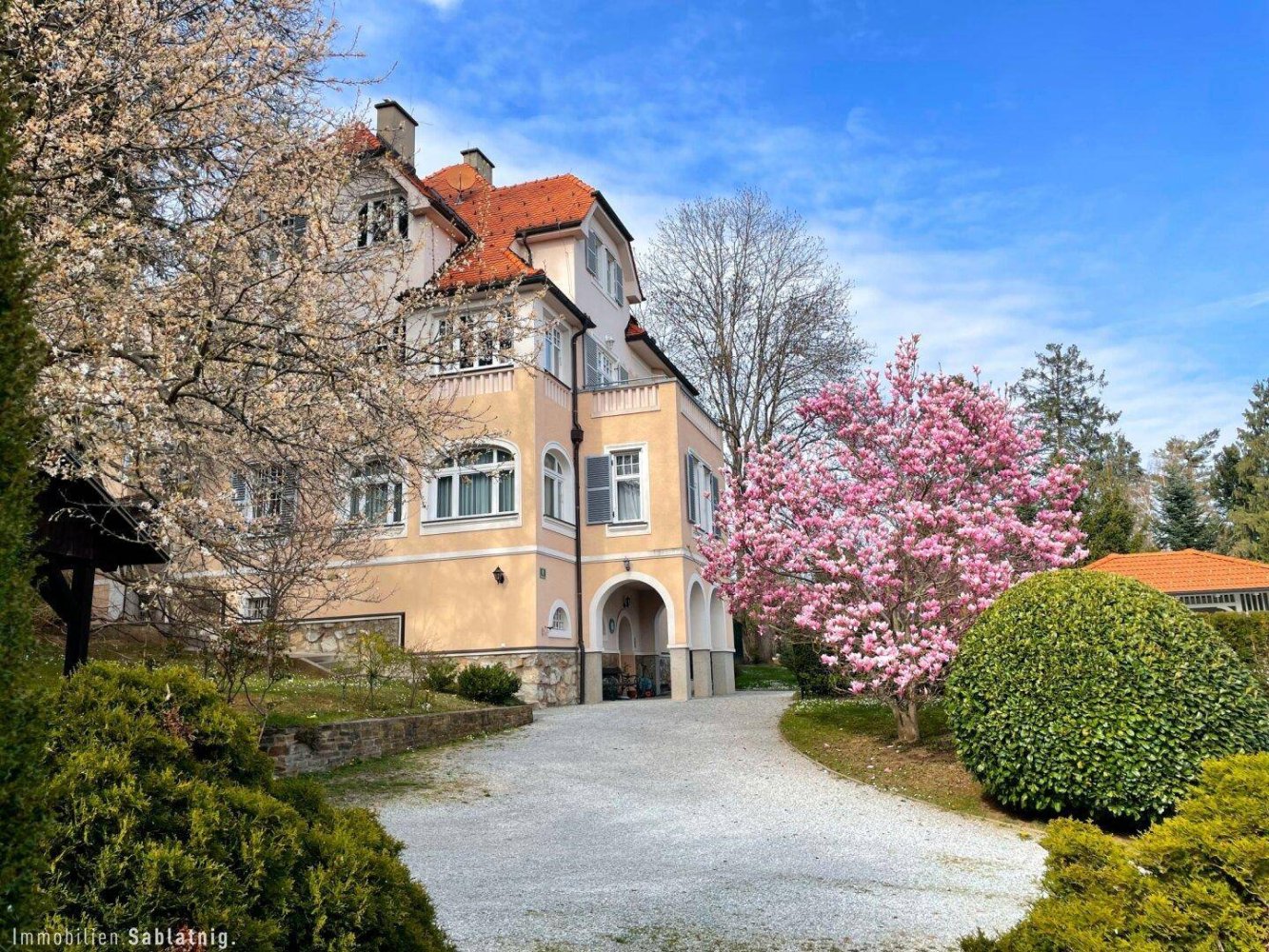 Вилла с 8 комнатами в Эггенберг, Австрия № 161501