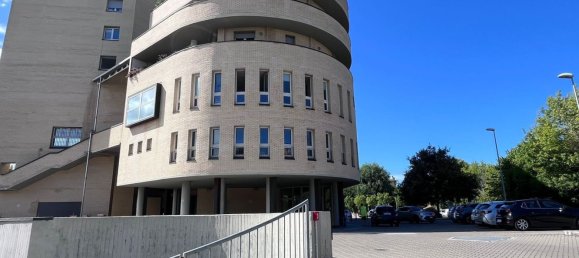 22m² Garage in Bologna, Italy No. 358660 2