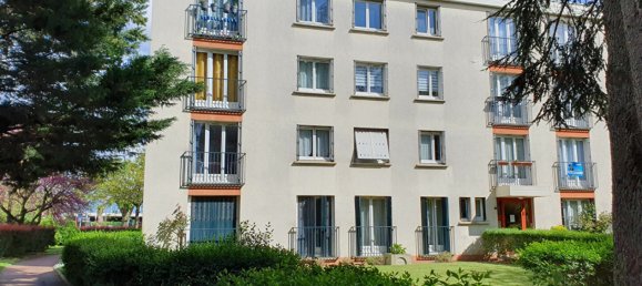 Studio in Chevilly-Larue, France No. 186632 2