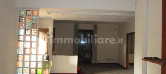 Villa T3 em Burago di Molgora, Italy N.º 7744 6