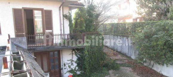 Villa T3 em Burago di Molgora, Italy N.º 7744 3