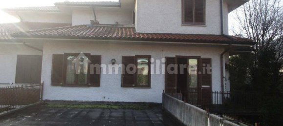 Villa T3 em Burago di Molgora, Italy N.º 7744 2