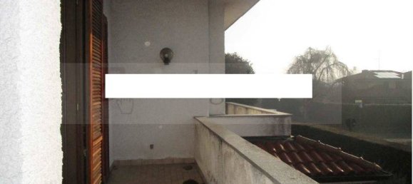 Villa T3 em Burago di Molgora, Italy N.º 7744 16