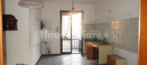 Villa T3 em Burago di Molgora, Italy N.º 7744 7