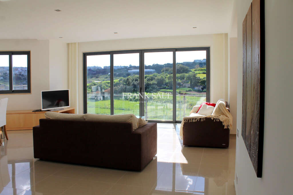 2 bedrooms Apartment in Swieqi, Malta No. 3653