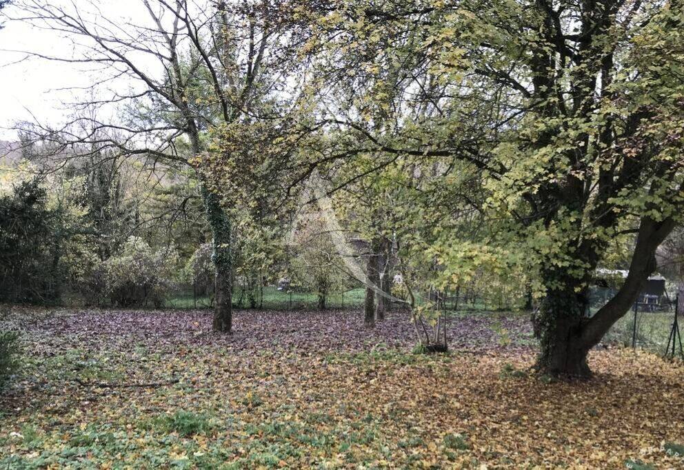 1480m² Land in Soissons, France No. 239939