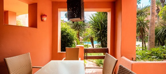 Apartamento de 3 dormitorios en Marbella, Spain No. 138655 6