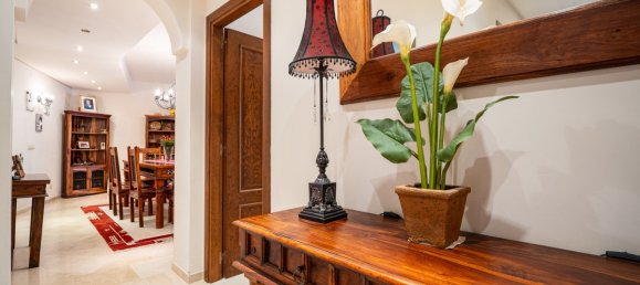 Apartamento de 3 dormitorios en Marbella, Spain No. 138655 16