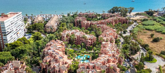 Apartamento de 3 dormitorios en Marbella, Spain No. 138655 15