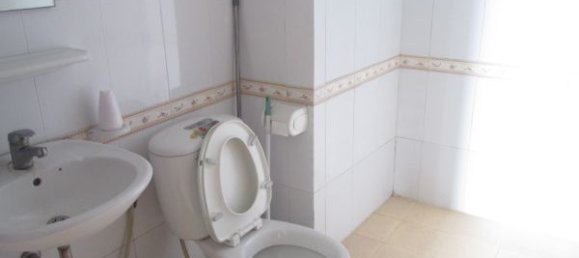 3 bedrooms Apartment in Hai Ba Trung, Vietnam No. 4933 10