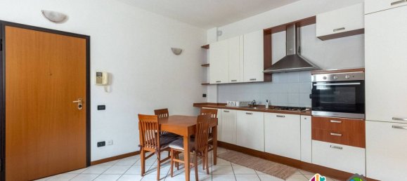 Apartamento de 1 dormitorio en Vedano al Lambro, Italy No. 381372 5