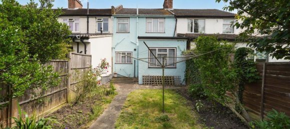 3 غرف نوم منزل في Beckenham, United Kingdom رقم 889 6