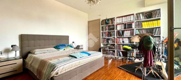 4-Zimmer Penthouse in Vailate, Italy, Nr. 163676 11