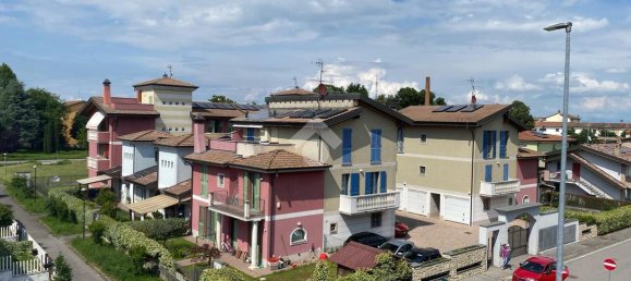 4-Zimmer Penthouse in Vailate, Italy, Nr. 163676 21