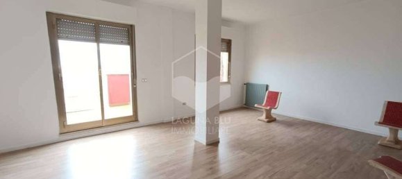 3 Schlafzimmer Wohnung in Marsala, Italy, Nr. 219055 5
