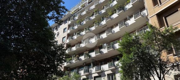 3 bedrooms Apartment in Rome, Italy No. 377936 14