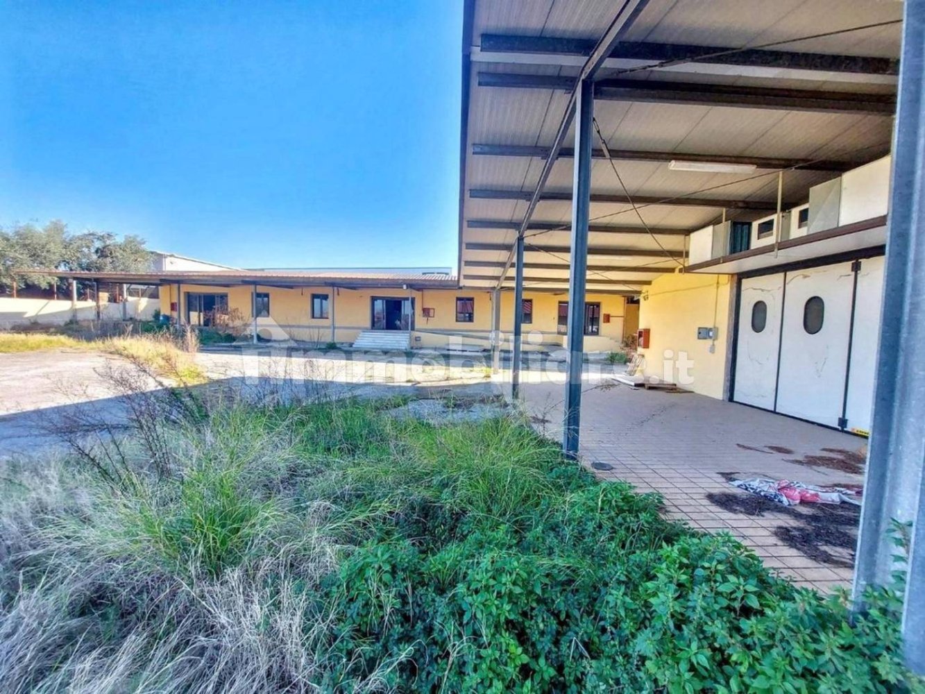 5 rooms Warehouse in Rome, Italy No. 222191